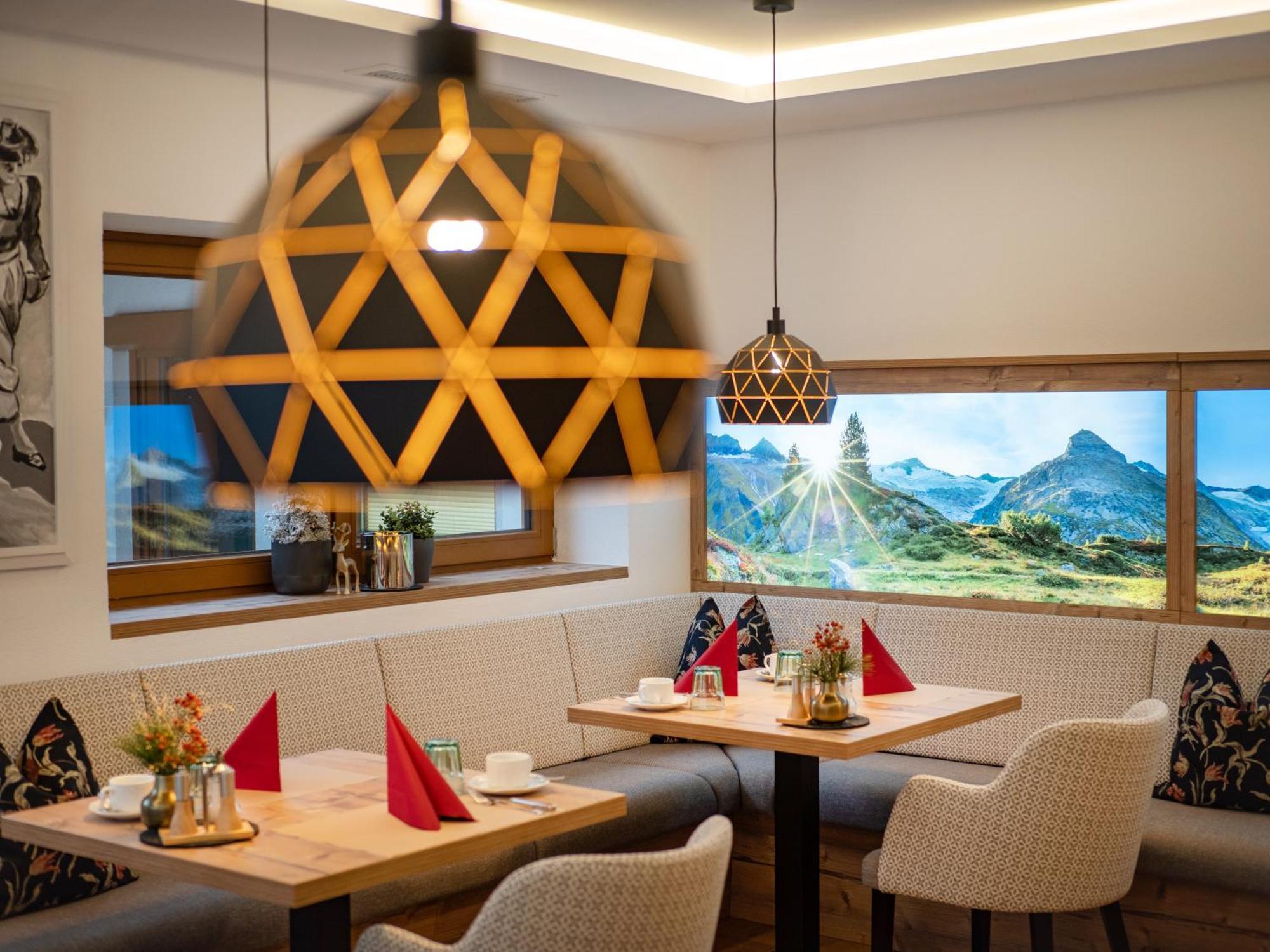 Hotel Garni Ferienhof Mayrhofen Bagian luar foto